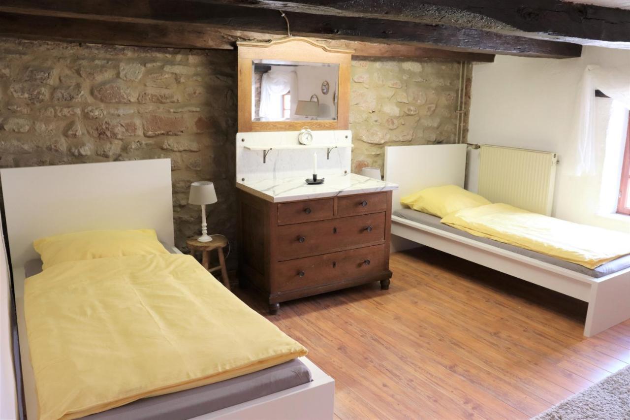 Ferienwohnung, Charmantes Bauernhaus, Ferienhaus Зарлуї Екстер'єр фото